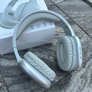 Wireless PG02 Headphones Bluetooth - Silver